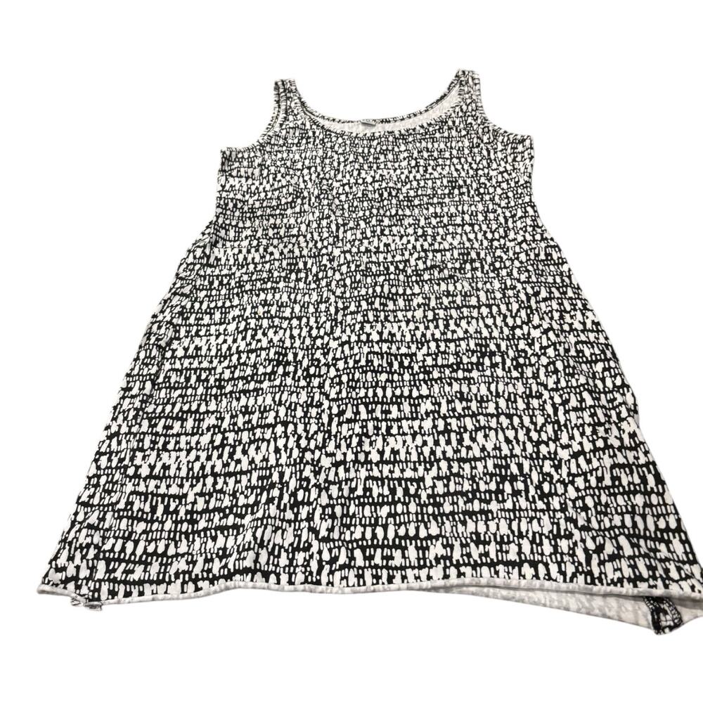 White & Black Abstract Pattern A-Line Dress Size L